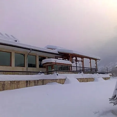 Panorama Aprilzi